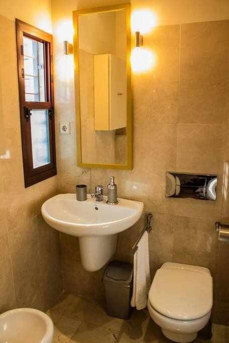 Casa Con Piscina Junto Catedral De Sevilla Bagian luar foto