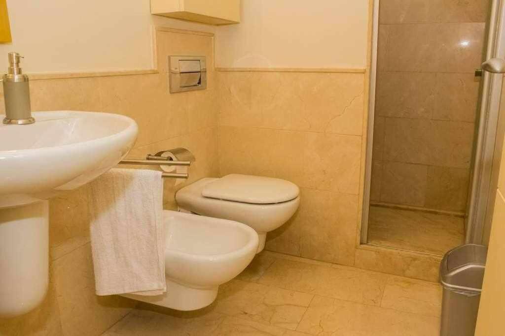 Casa Con Piscina Junto Catedral De Sevilla Bagian luar foto