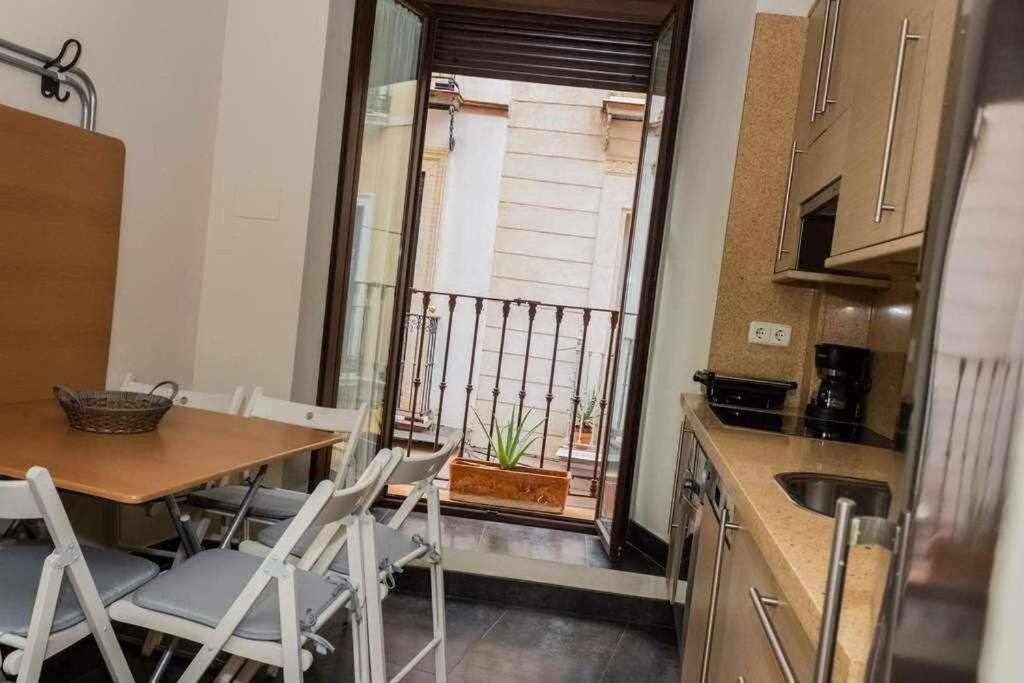 Casa Con Piscina Junto Catedral De Sevilla Bagian luar foto